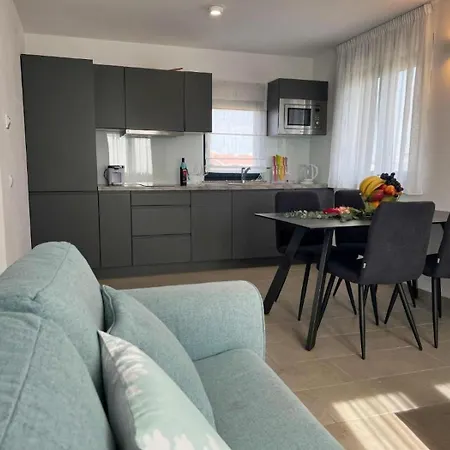 4141-10 For 4 Pers In Zaton Zadar Apartamento Nin